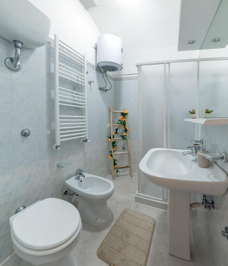 Suite La Perla เชจลีเมสซาปิกา ภายนอก รูปภาพ